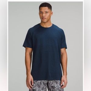 Lululemon Large vent tech t shirt